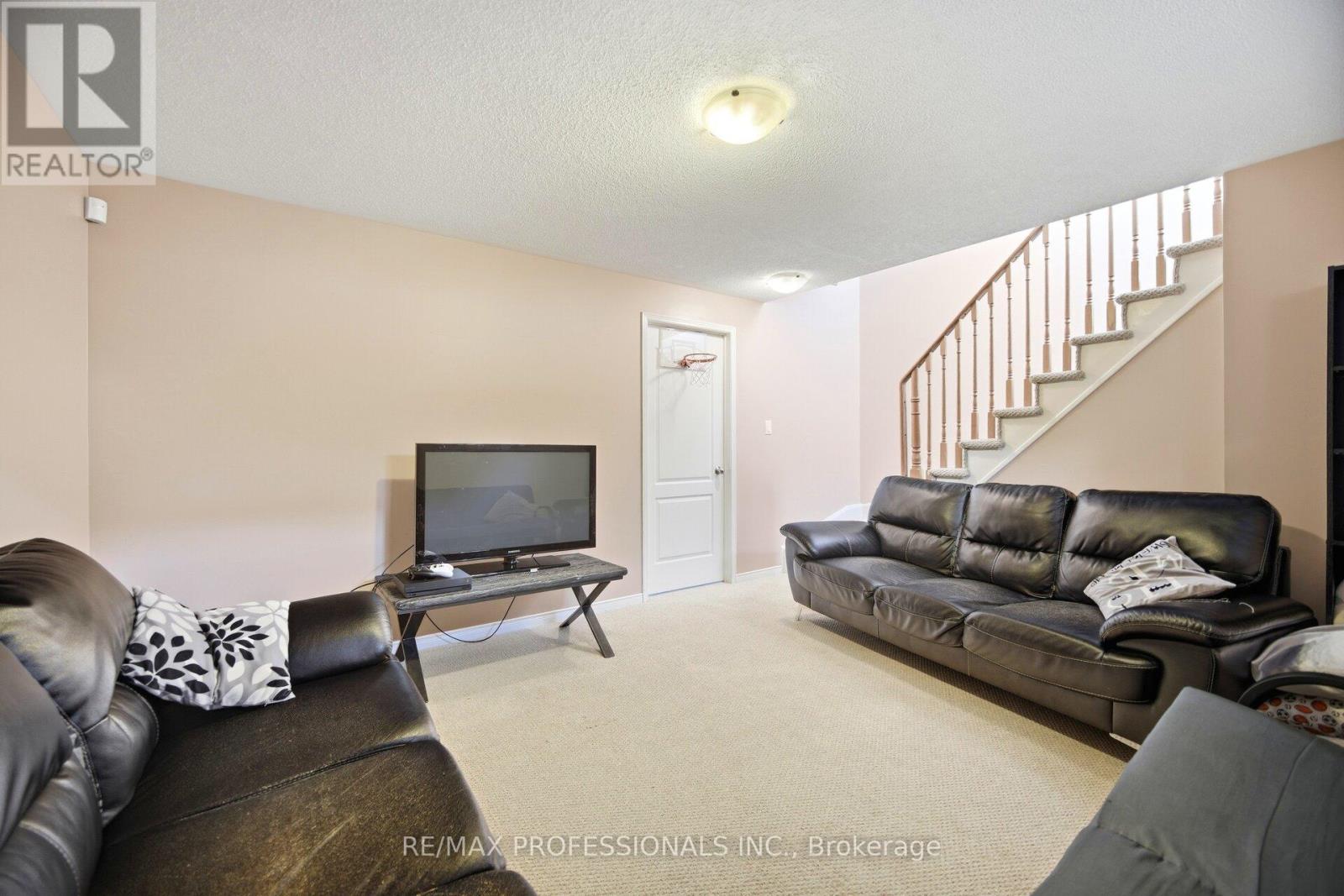 56 Lightcatcher Circle, Brampton, Ontario  L6P 3P5 - Photo 38 - W12827680