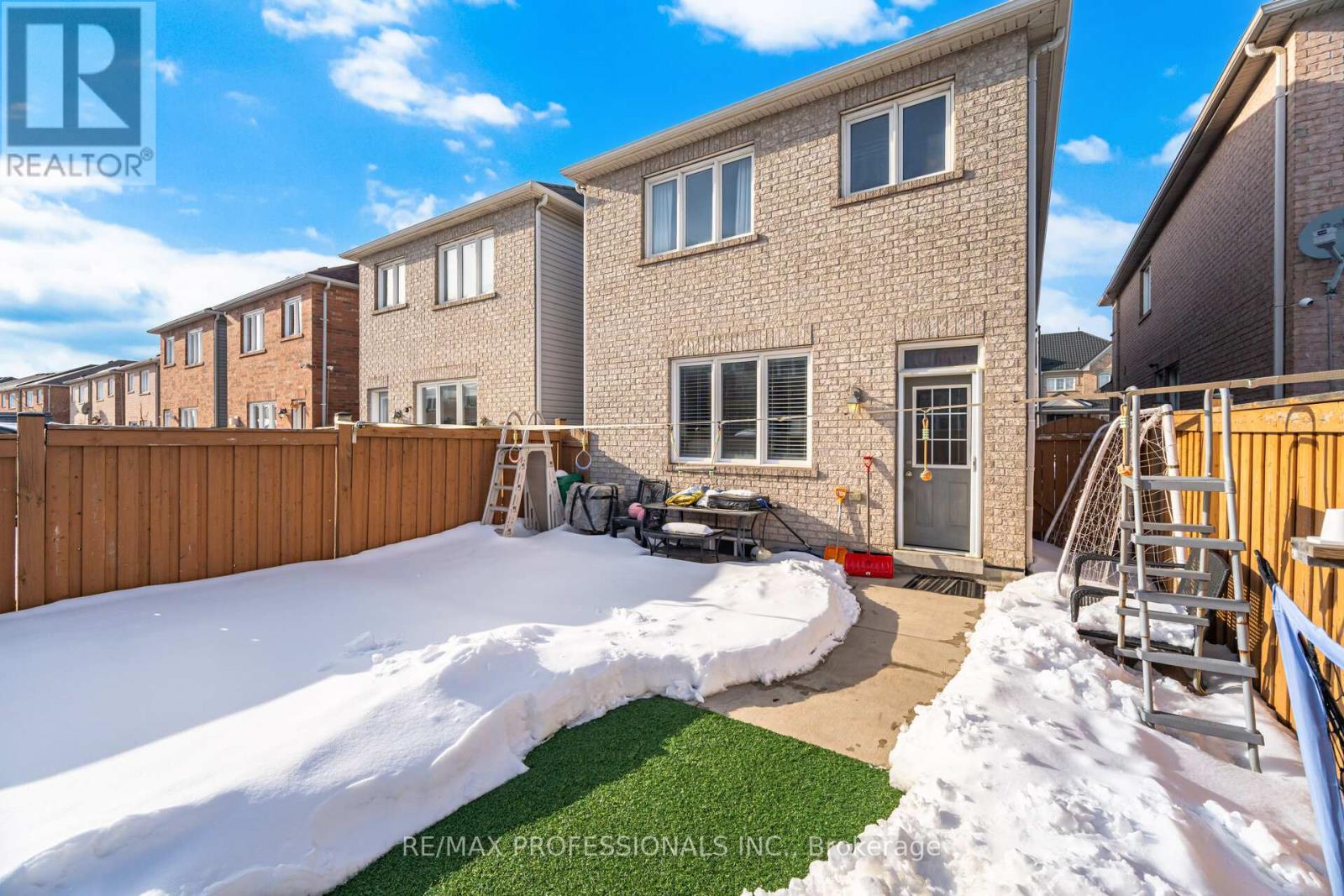 56 Lightcatcher Circle, Brampton, Ontario  L6P 3P5 - Photo 39 - W12827680