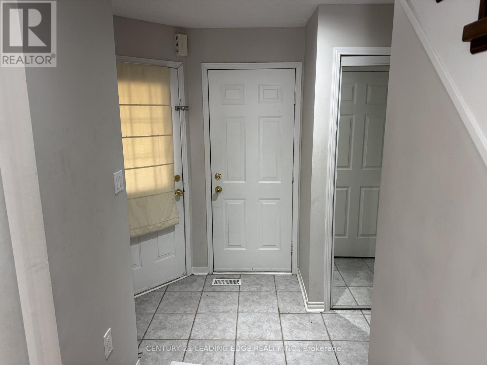 Main/upper - 7610 Black Walnut Trail, Mississauga, Ontario  L5N 8A7 - Photo 14 - W12827694