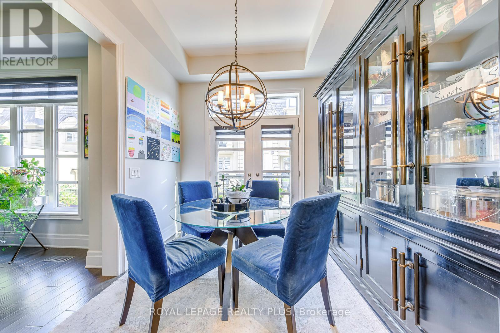 221 Hanover Street, Oakville, Ontario  L6K 0G9 - Photo 15 - W12827730