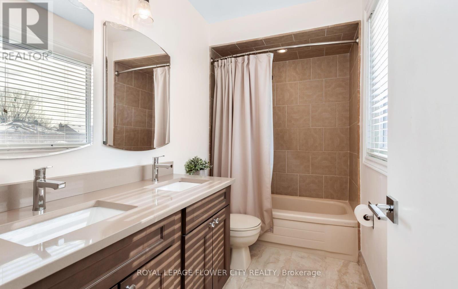 60 Newgreen Crescent, Brampton, Ontario  L6S 4Y5 - Photo 23 - W12827762