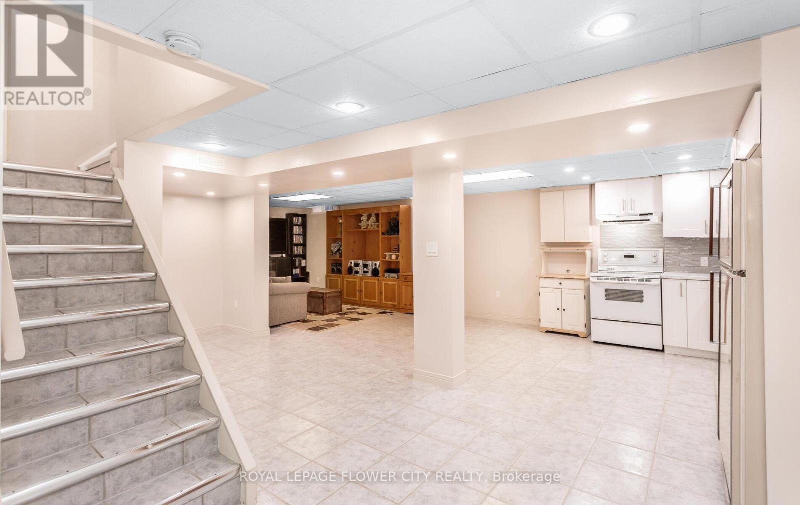 60 Newgreen Crescent, Brampton, Ontario  L6S 4Y5 - Photo 28 - W12827762