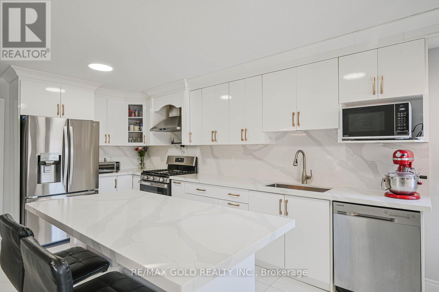 4455 Violet Road, Mississauga, Ontario  L5V 1K1 - Photo 11 - W12827794