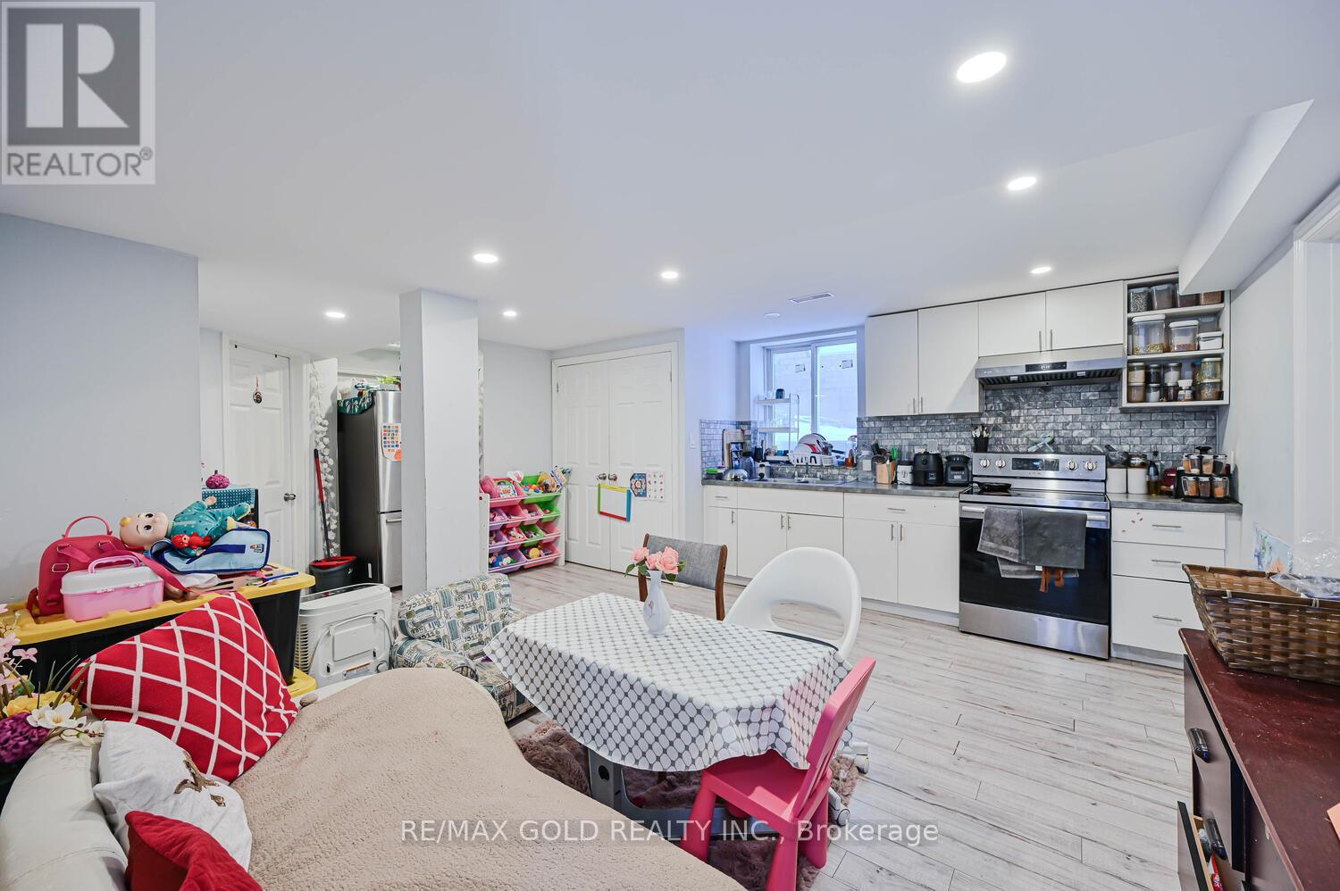 4455 Violet Road, Mississauga, Ontario  L5V 1K1 - Photo 31 - W12827794