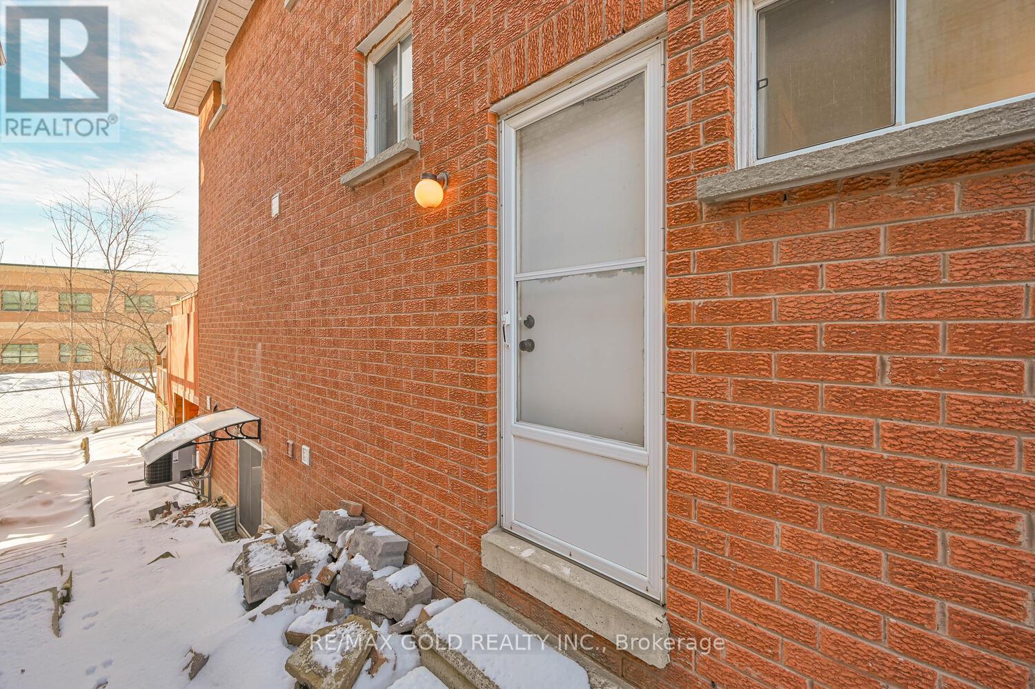 4455 Violet Road, Mississauga, Ontario  L5V 1K1 - Photo 47 - W12827794