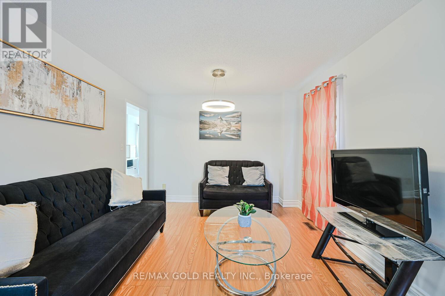 4455 Violet Road, Mississauga, Ontario  L5V 1K1 - Photo 6 - W12827794
