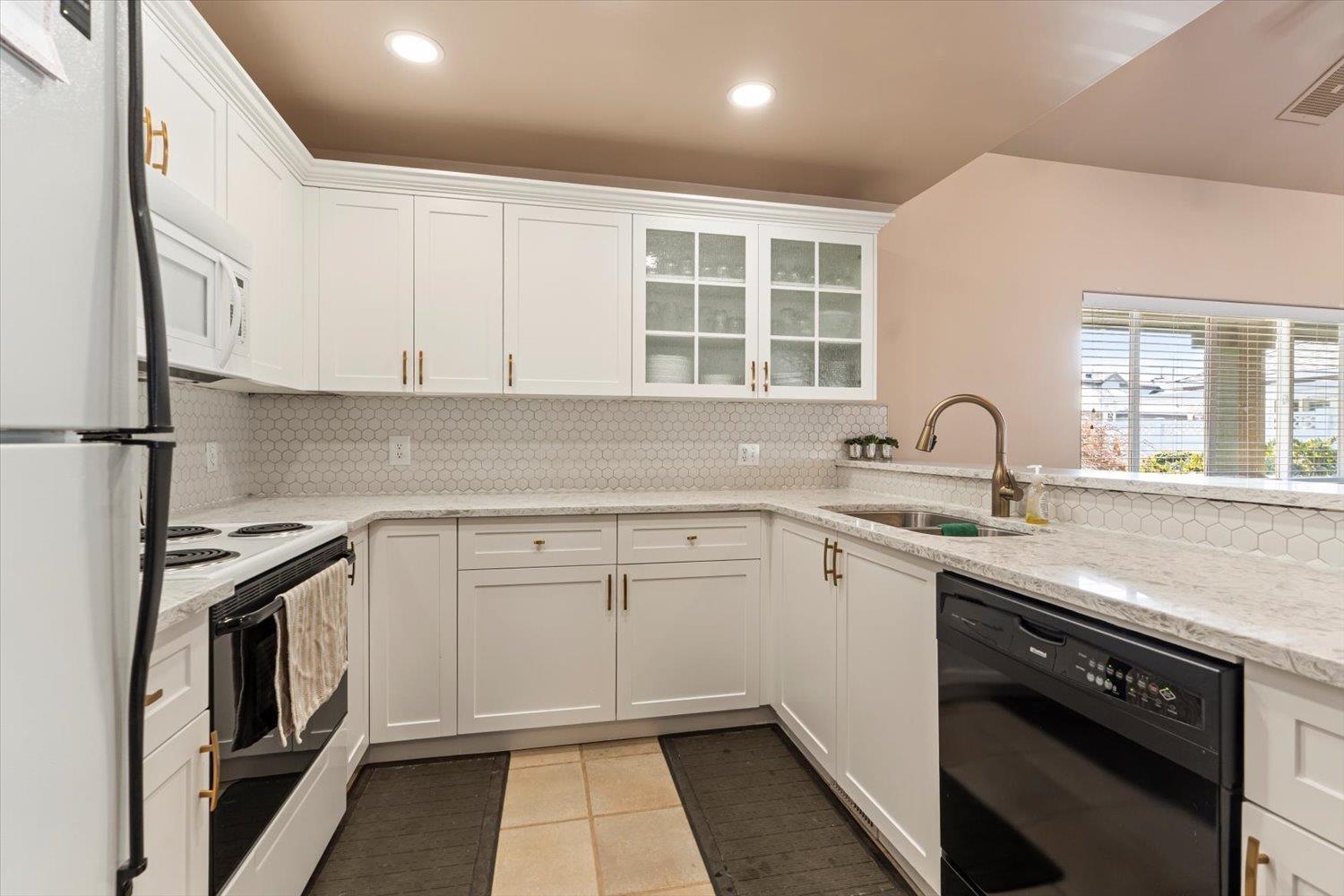 106 8485 Young Road, Chilliwack Proper South, Chilliwack, British Columbia  V2P 7Y7 - Photo 38 - R3092955