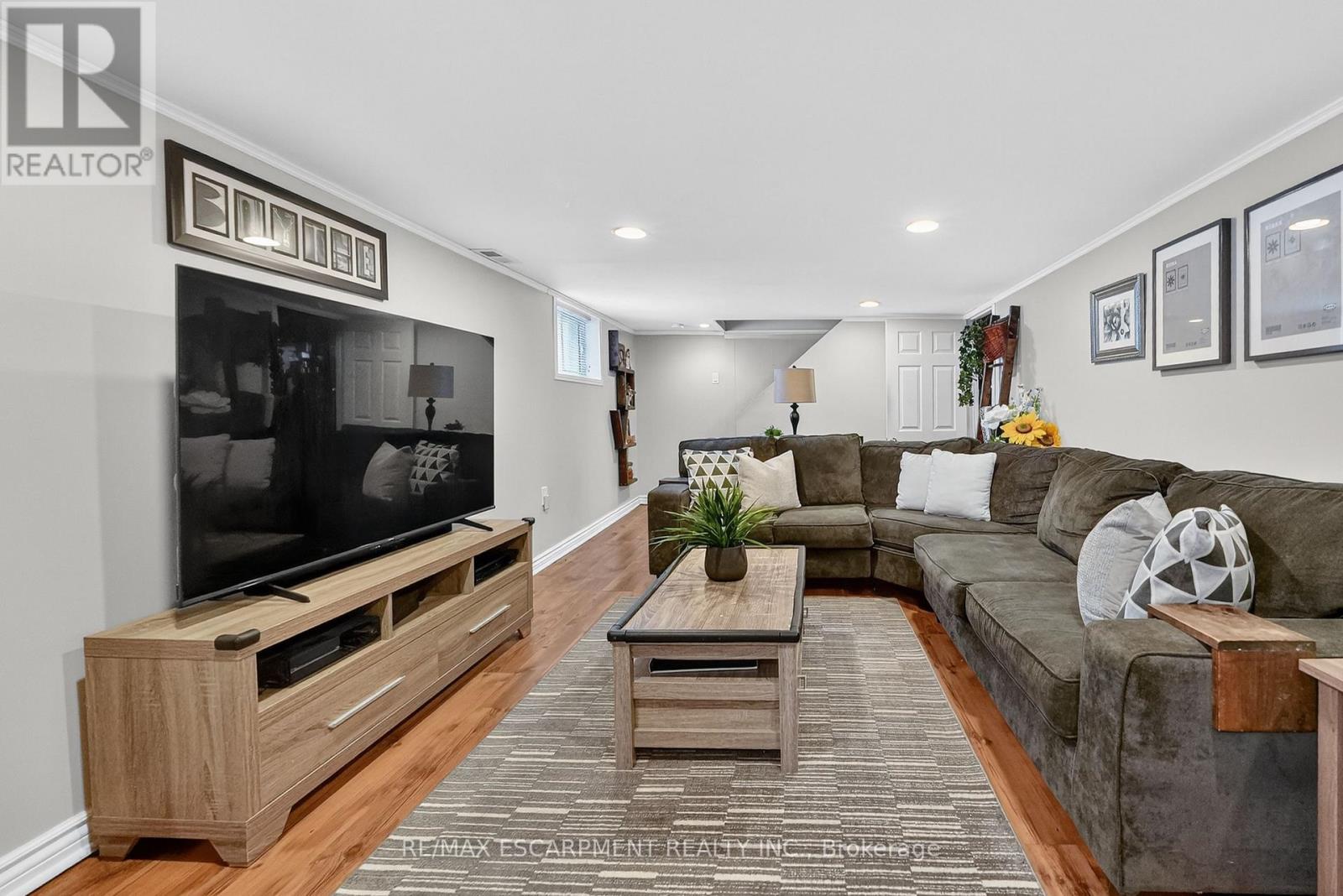 290 East 43rd Street, Hamilton, Ontario  L8T 3C7 - Photo 16 - X12827634