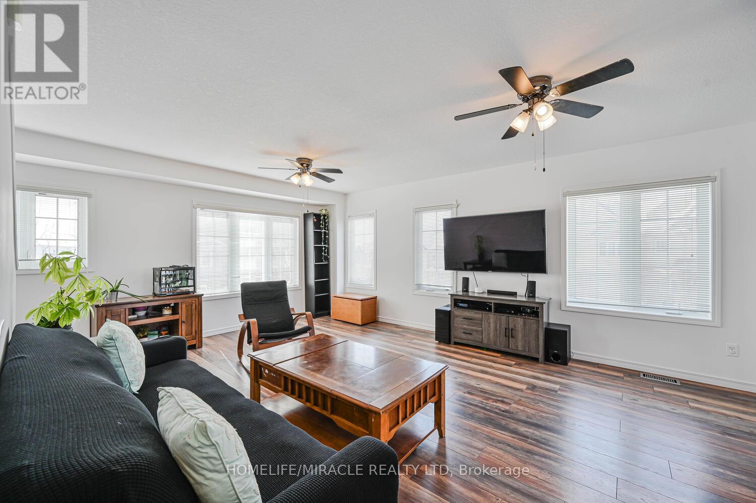 52 - 355 Fisher Mills Road, Cambridge, Ontario  N3C 4N5 - Photo 18 - X12827652