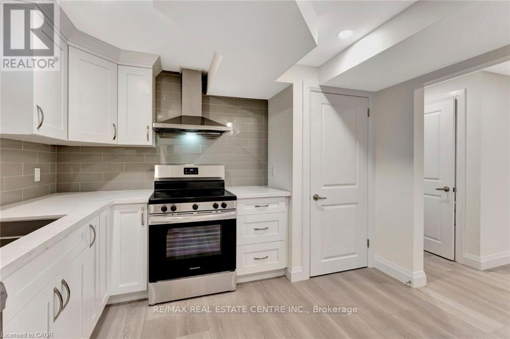 2 - 6 Ruskview Road, Kitchener, Ontario  N2M 4S2 - Photo 6 - X12827698