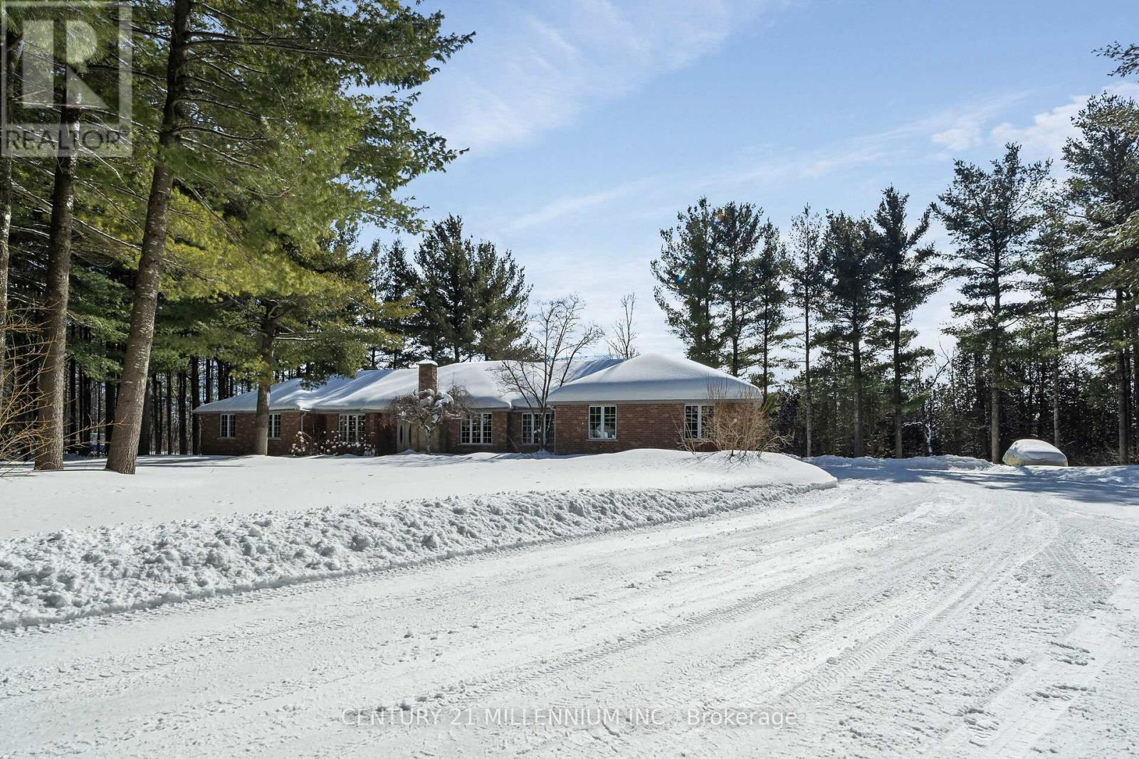 41 PINE RIDGE ROAD, Erin, Ontario