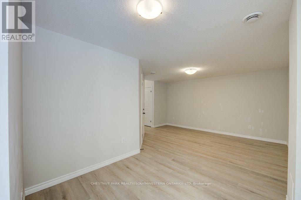 37 - 435 Callaway Road, London North, Ontario  N6G 2N1 - Photo 10 - X12827746