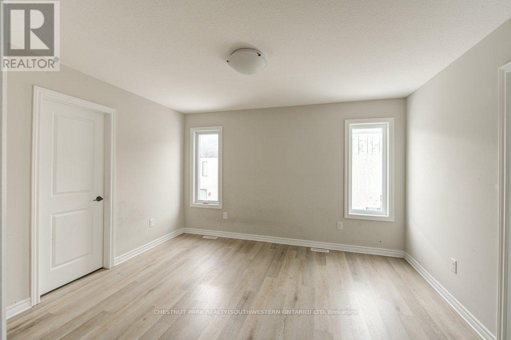 37 - 435 Callaway Road, London North, Ontario  N6G 2N1 - Photo 34 - X12827746