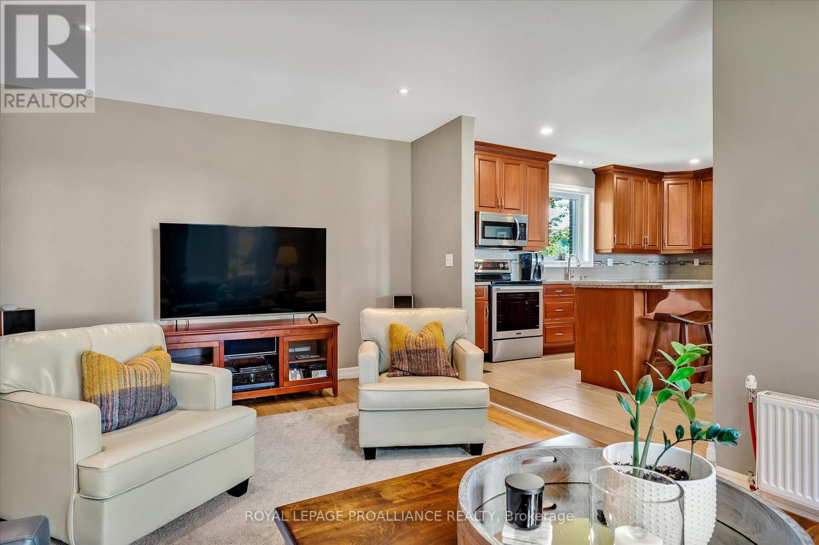 831 Bland Line, Cavan Monaghan, Ontario  L0A 1C0 - Photo 32 - X12827768