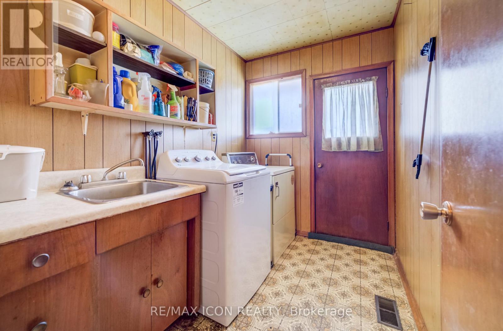 121 North Water Street, Wellington North, Ontario  N0G 2L3 - Photo 26 - X12827778