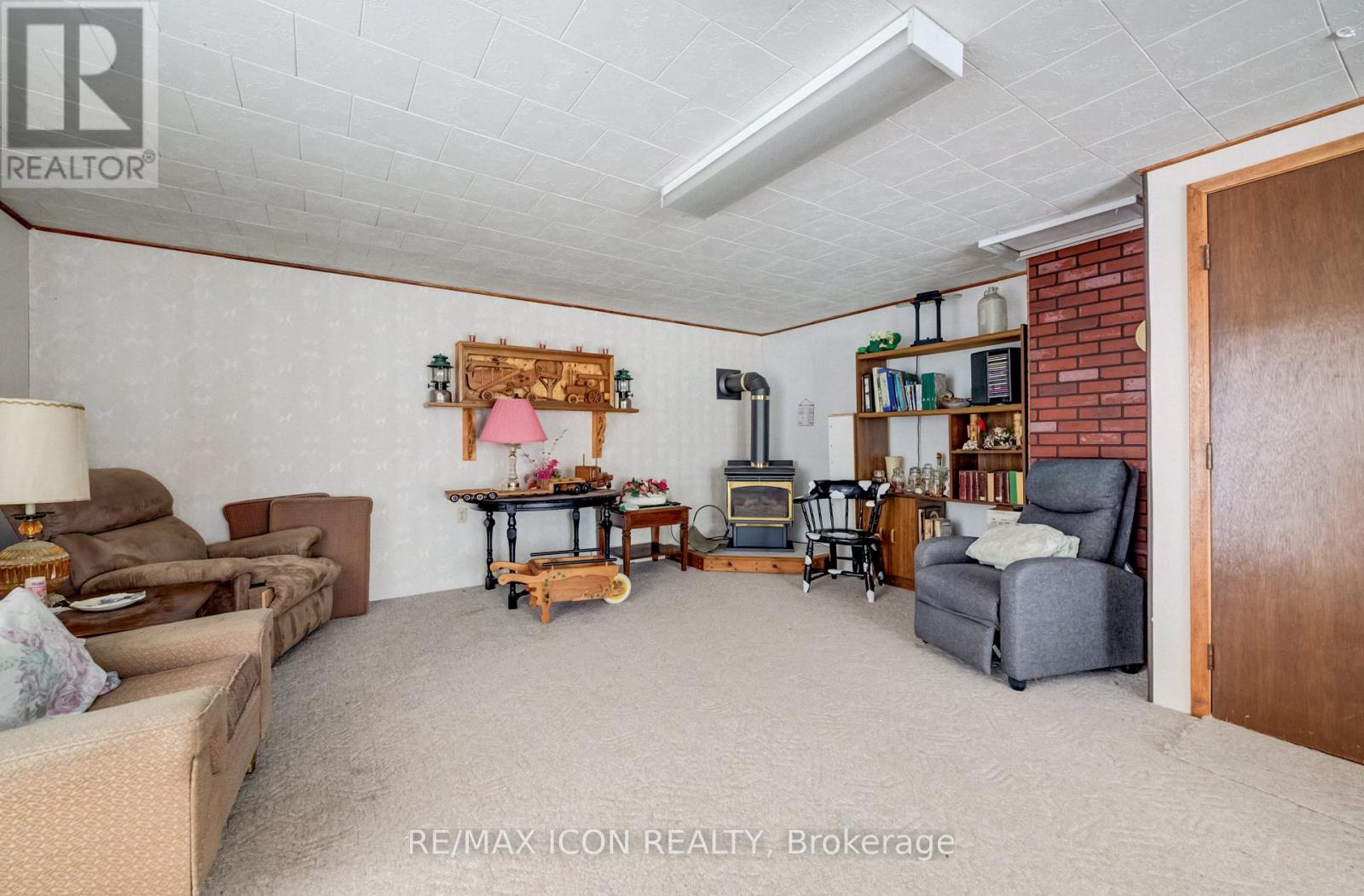 121 North Water Street, Wellington North, Ontario  N0G 2L3 - Photo 30 - X12827778