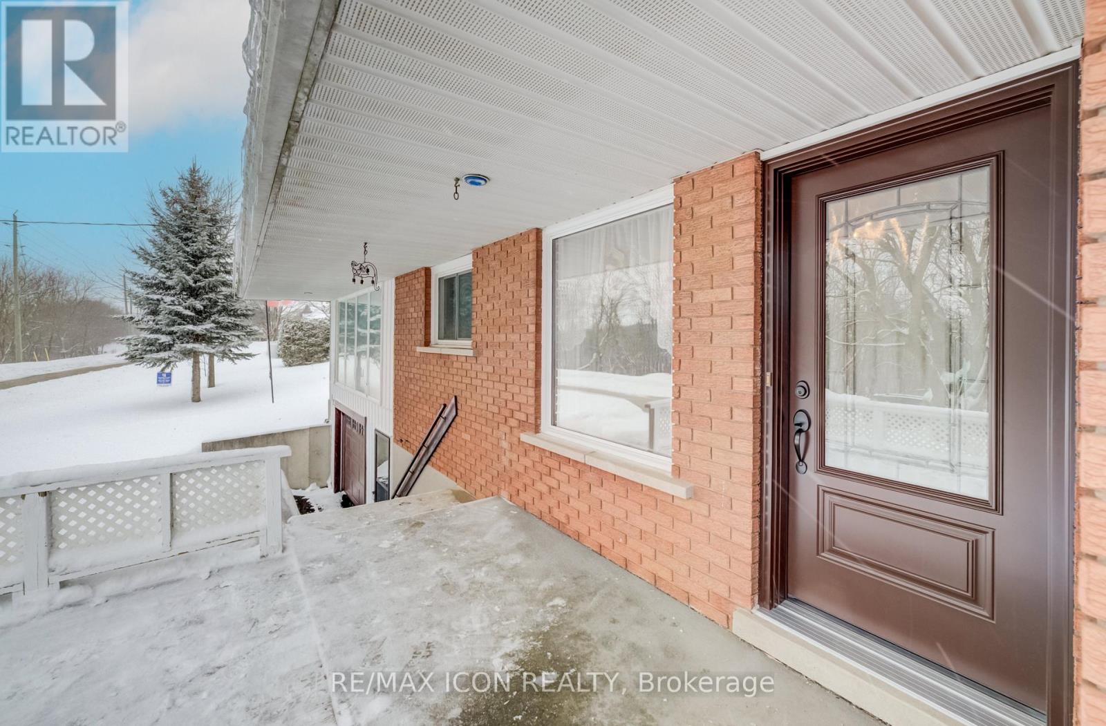 121 North Water Street, Wellington North, Ontario  N0G 2L3 - Photo 7 - X12827778