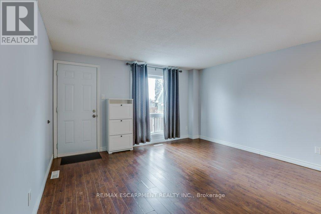 5 - 900 James Street, Woodstock, Ontario  N4S 1S4 - Photo 11 - X12827810