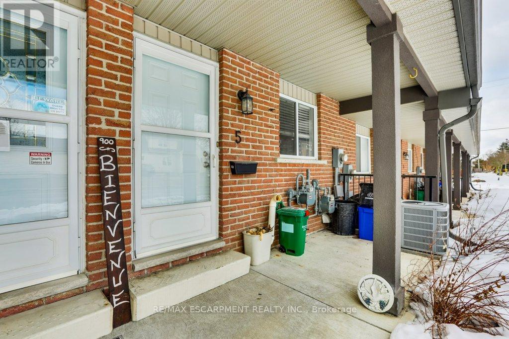 5 - 900 James Street, Woodstock, Ontario  N4S 1S4 - Photo 3 - X12827810