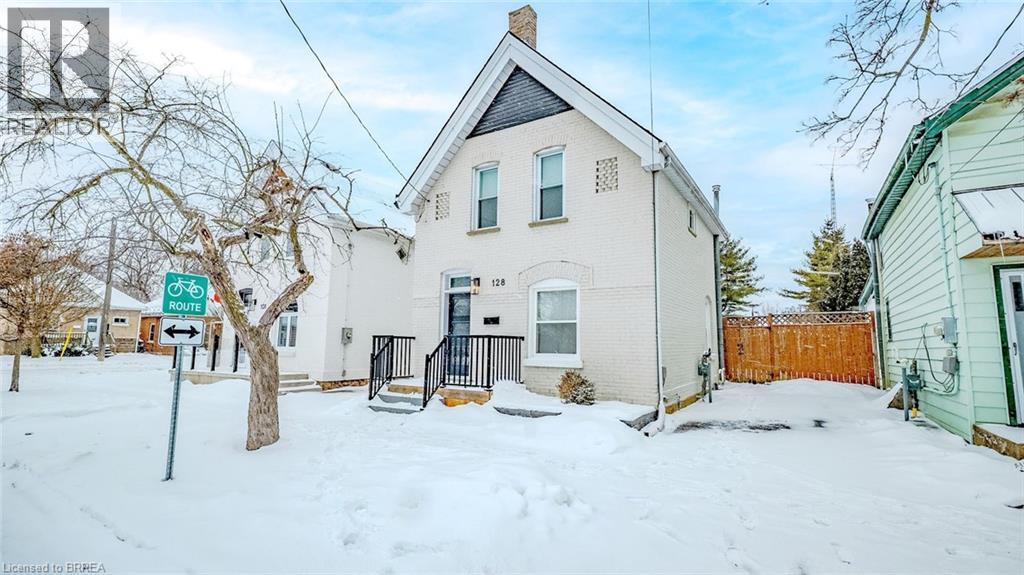 128 CAYUGA Street, brantford, Ontario