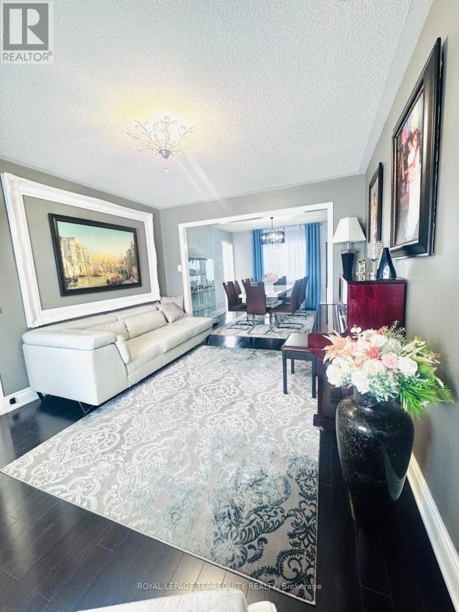 25 Jagges Drive, Barrie, Ontario  L4N 0W9 - Photo 12 - S12783578
