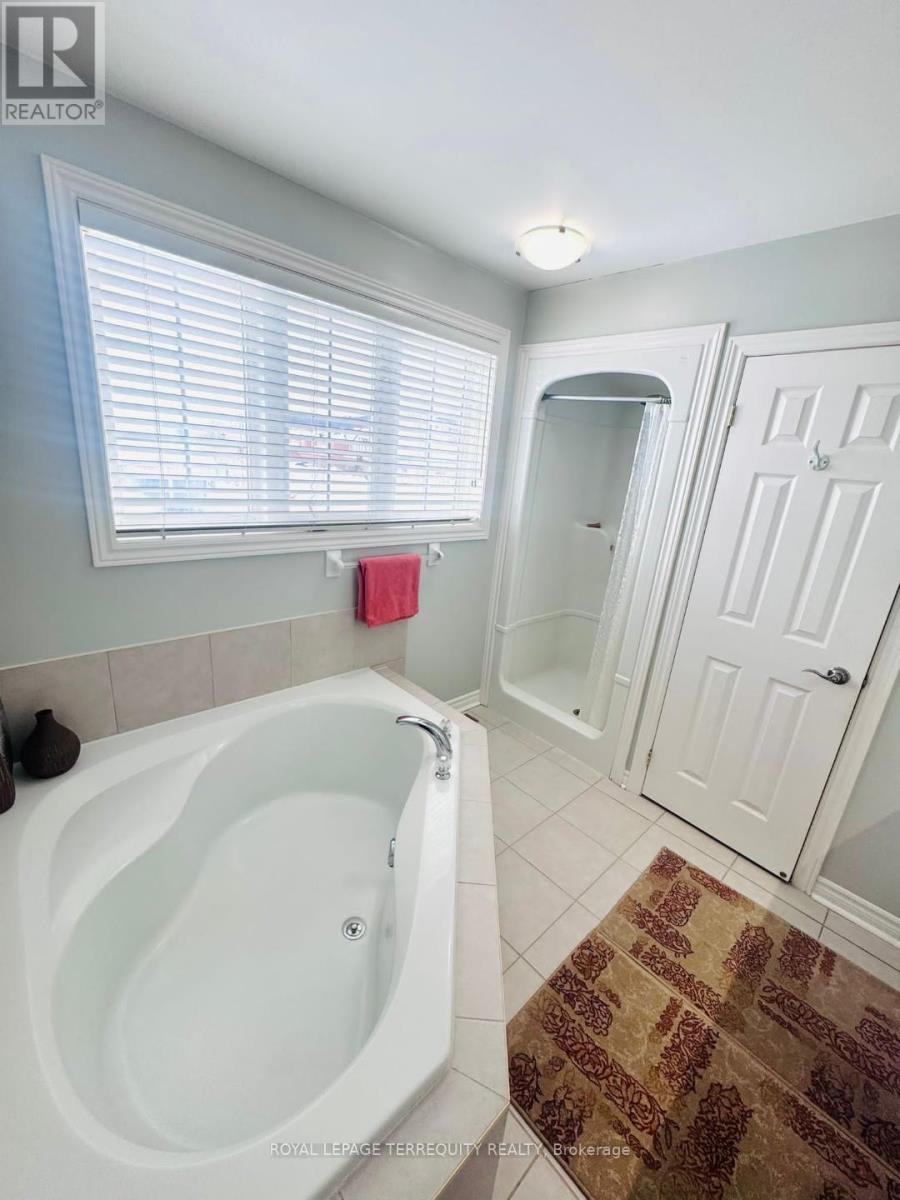 25 Jagges Drive, Barrie, Ontario  L4N 0W9 - Photo 20 - S12783578