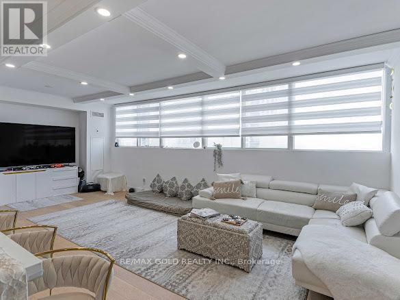 2108 - 3700 Kaneff Crescent, Mississauga, Ontario  L5A 4B8 - Photo 14 - W12730556