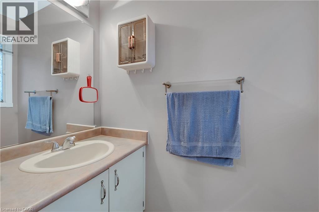 5016 Friesen Boulevard, Beamsville, Ontario  L0R 1B5 - Photo 18 - 40808250