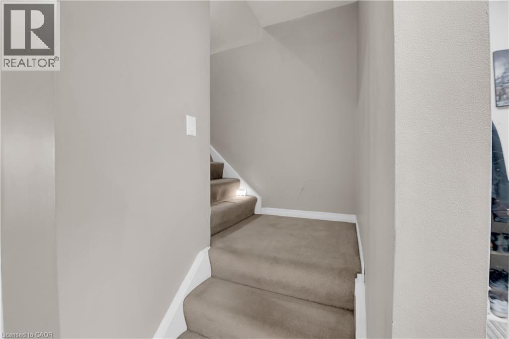 5016 Friesen Boulevard, Beamsville, Ontario  L0R 1B5 - Photo 19 - 40808250