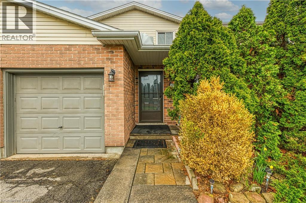 5016 Friesen Boulevard, Beamsville, Ontario  L0R 1B5 - Photo 2 - 40808250