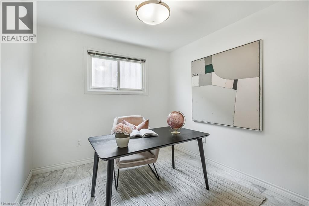 9 Valanna Court, Hamilton, Ontario  L9C 7A3 - Photo 23 - 40808132