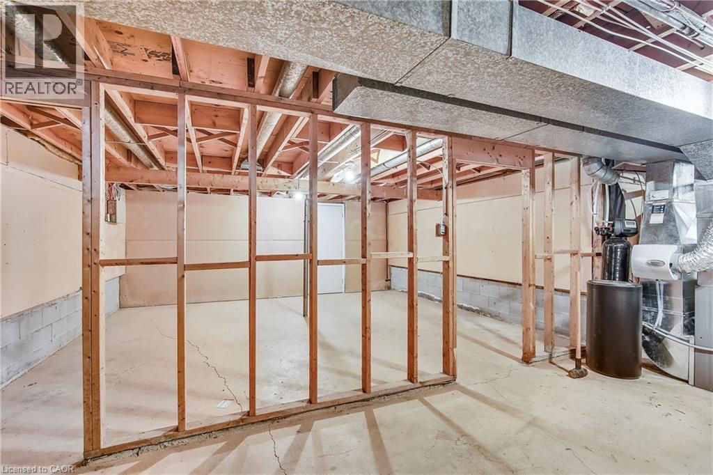 9 Valanna Court, Hamilton, Ontario  L9C 7A3 - Photo 30 - 40808132