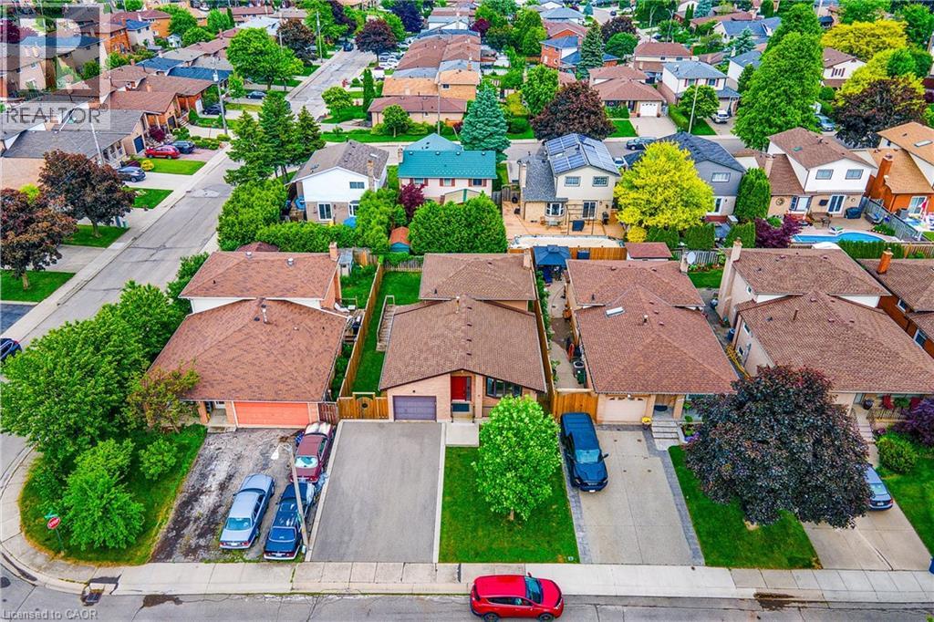 9 Valanna Court, Hamilton, Ontario  L9C 7A3 - Photo 36 - 40808132