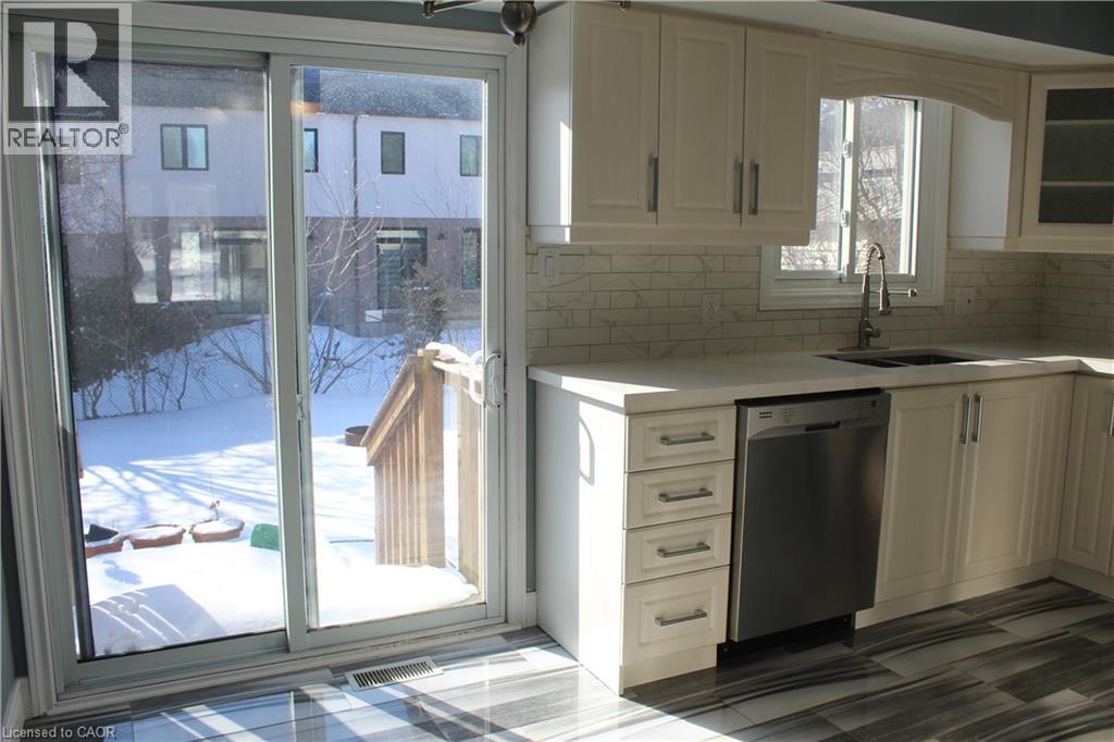 34 Radford Avenue, Cambridge, Ontario  N1R 5L7 - Photo 15 - 40808107