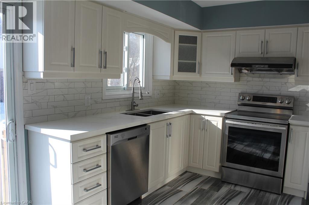 34 Radford Avenue, Cambridge, Ontario  N1R 5L7 - Photo 19 - 40808107