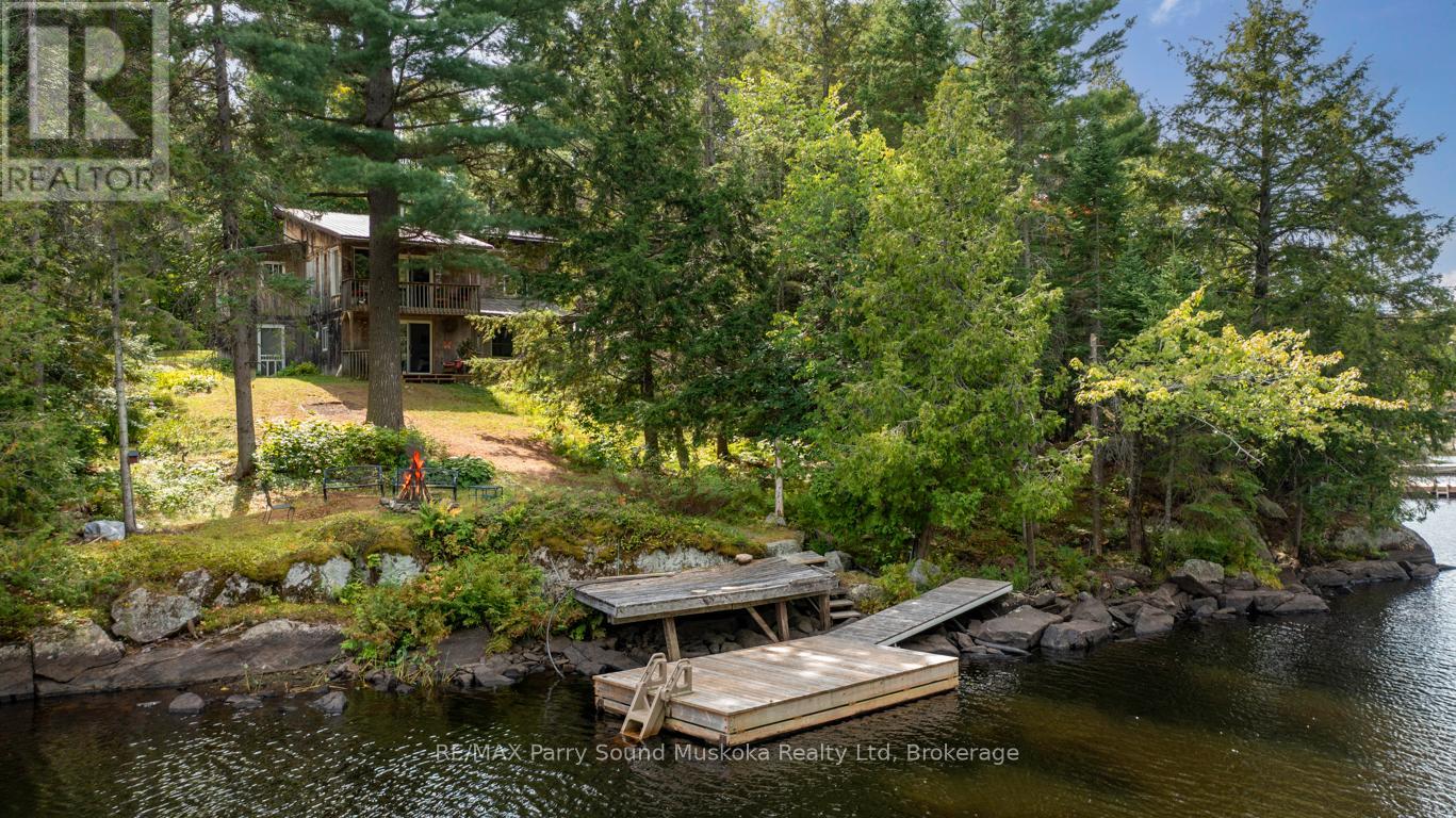 252 DUNCHURCH ESTATES ROAD, Whitestone, Ontario