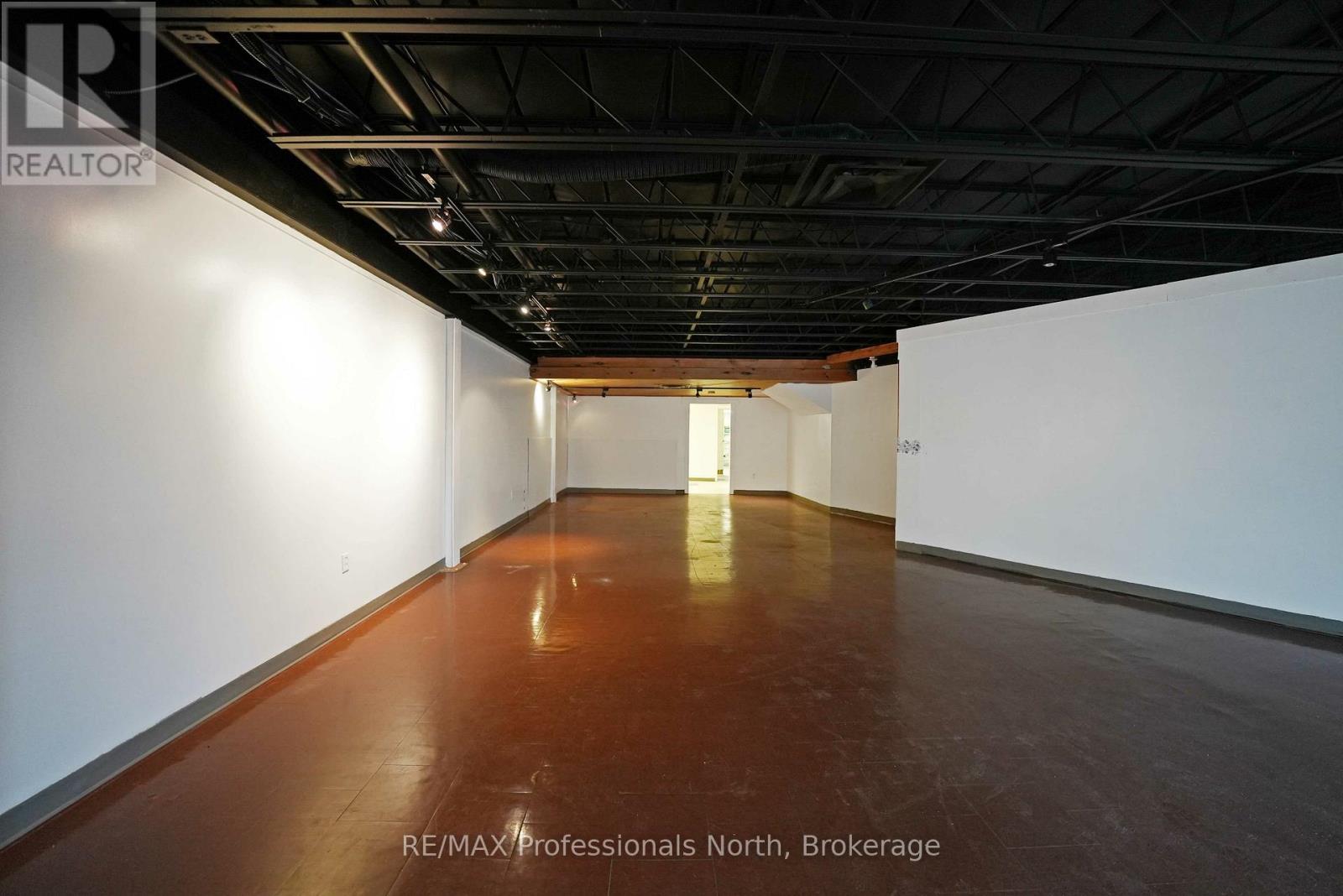 41 Maple Avenue, Dysart Et Al, Ontario  K0M 1S0 - Photo 37 - X12827926