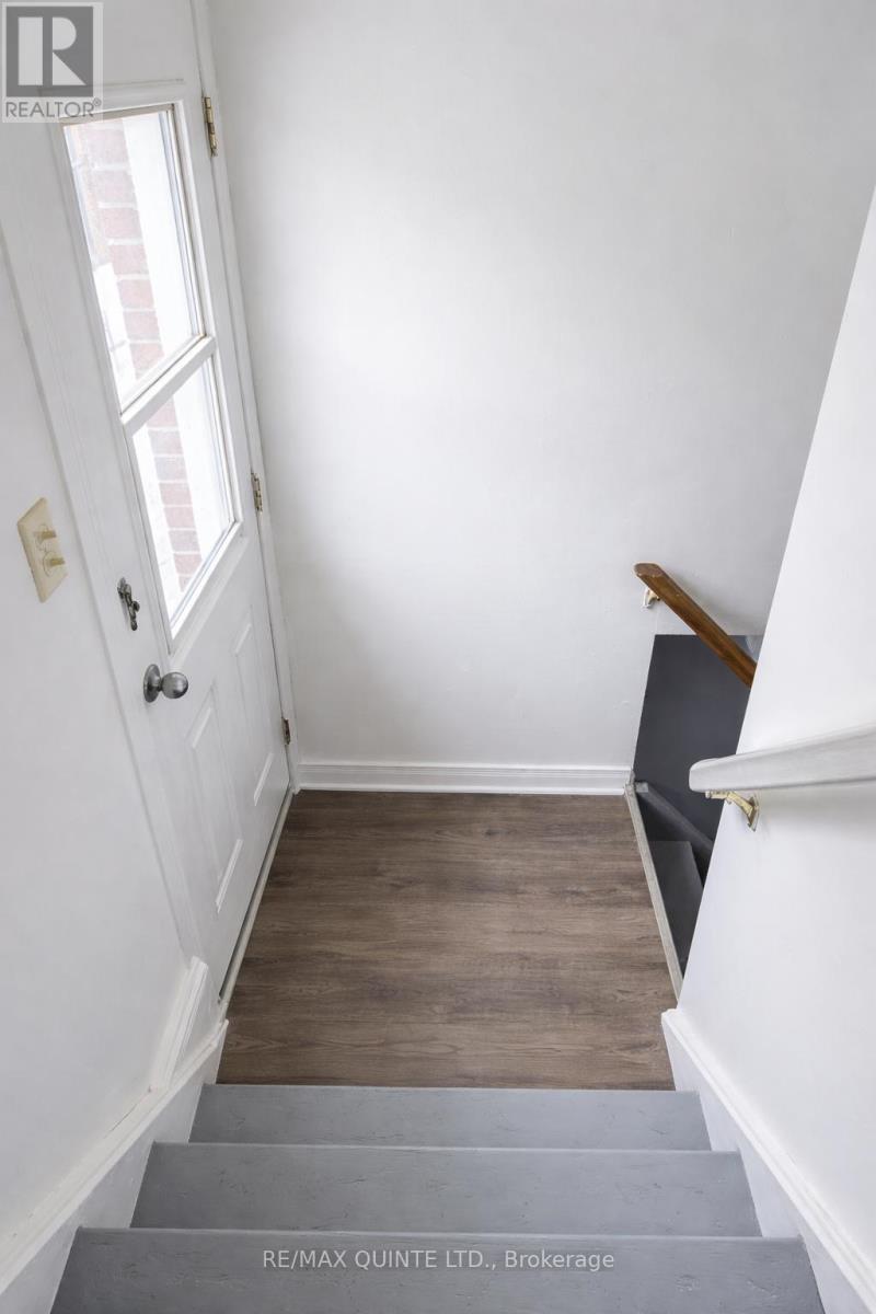 15 Union Street, Belleville, Ontario  K8P 2B5 - Photo 13 - X12827864