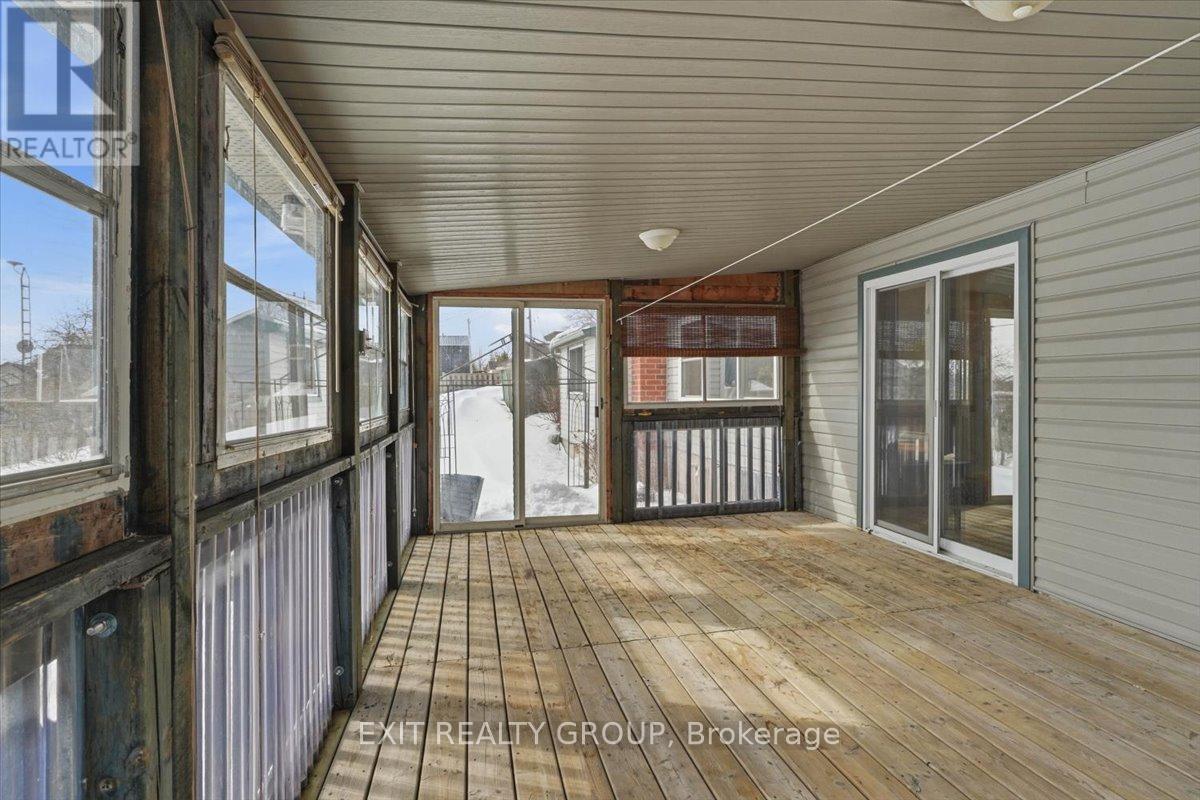 1083 Lakeside Drive, Prince Edward County, Ontario  K0K 1T0 - Photo 24 - X12827894