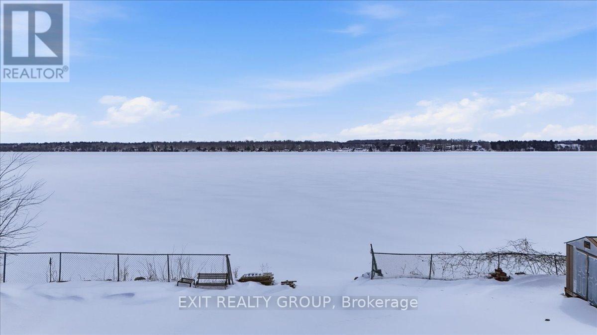 1083 Lakeside Drive, Prince Edward County, Ontario  K0K 1T0 - Photo 36 - X12827894