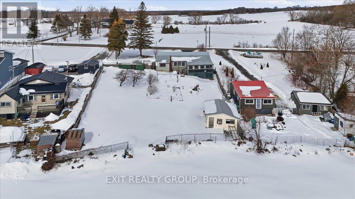 1083 Lakeside Drive, Prince Edward County, Ontario  K0K 1T0 - Photo 37 - X12827894