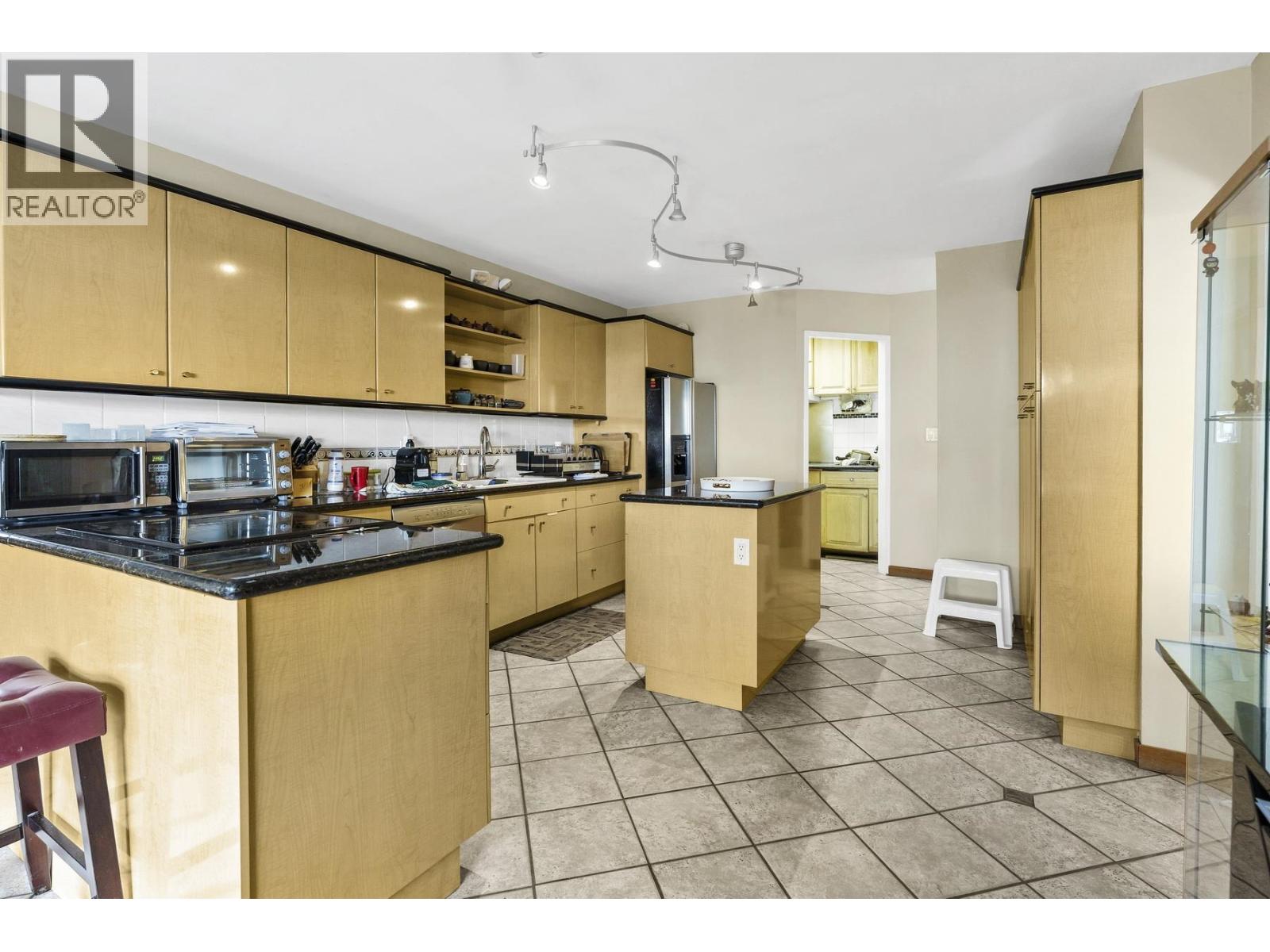 4582 Woodgreen Court, West Vancouver, British Columbia  V7S 2V7 - Photo 13 - R3094135