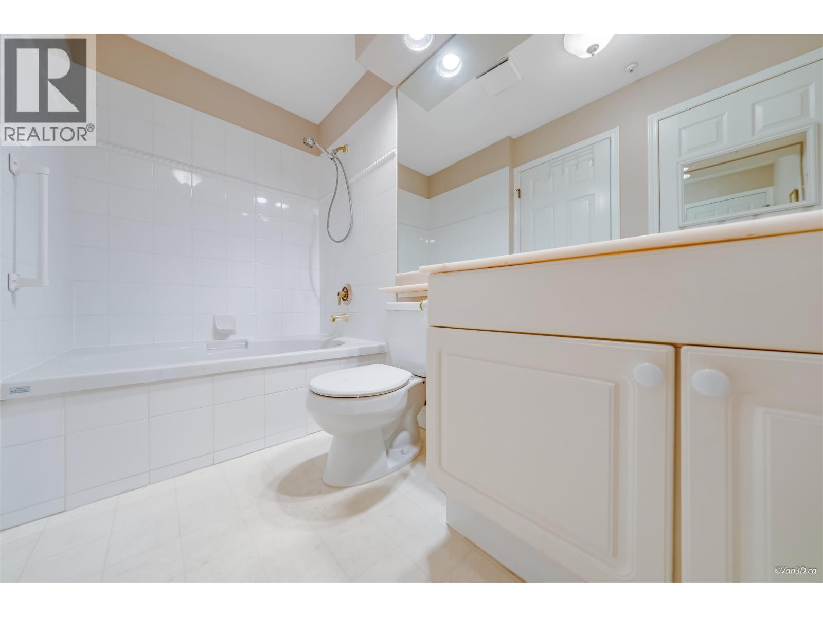 315 2985 Princess Crescent, Coquitlam, British Columbia  V3B 7P3 - Photo 30 - R3094065