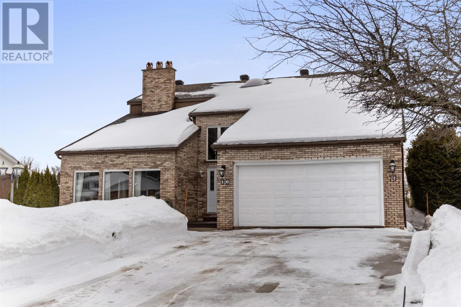 16 Charlotte Dr, Sault Ste. Marie, Ontario  P6B 5S7 - Photo 2 - SM260377