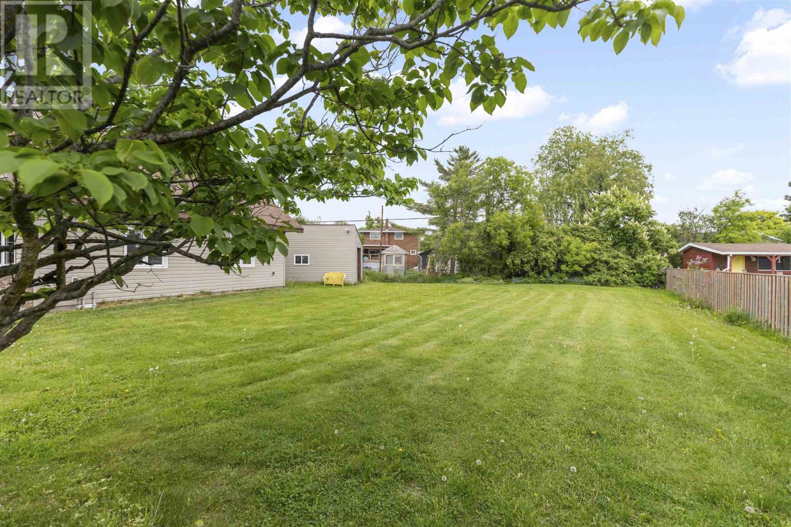 16 Charlotte Dr, Sault Ste. Marie, Ontario  P6B 5S7 - Photo 44 - SM260377