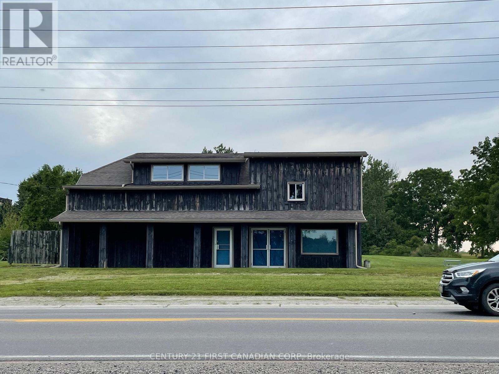 23239 Richmond Street, Middlesex Centre, Ontario  N5X 4B2 - Photo 3 - X12827896