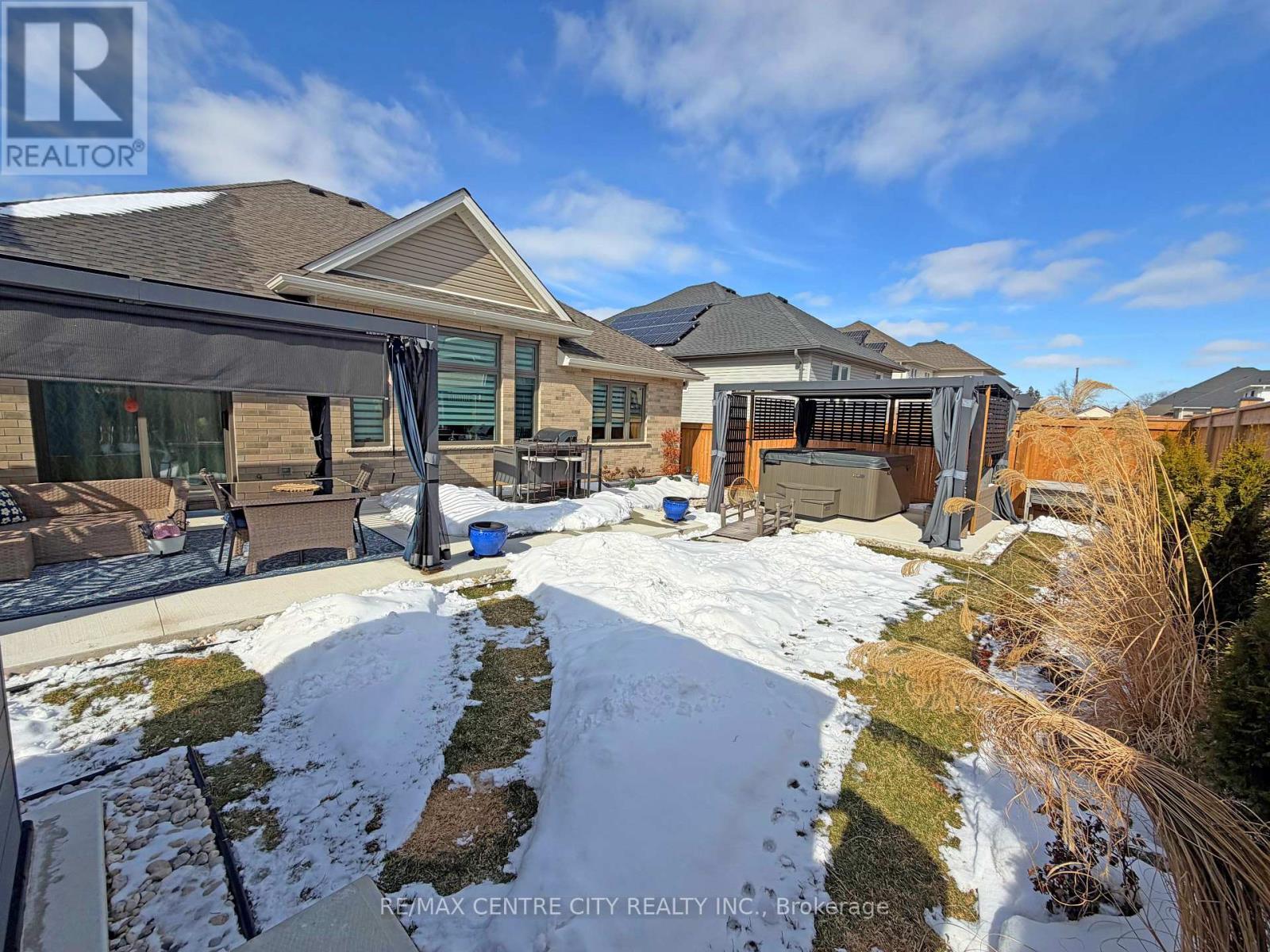 46 Snowy Owl Trail, Central Elgin, Ontario  N5R 0M6 - Photo 10 - X12827918