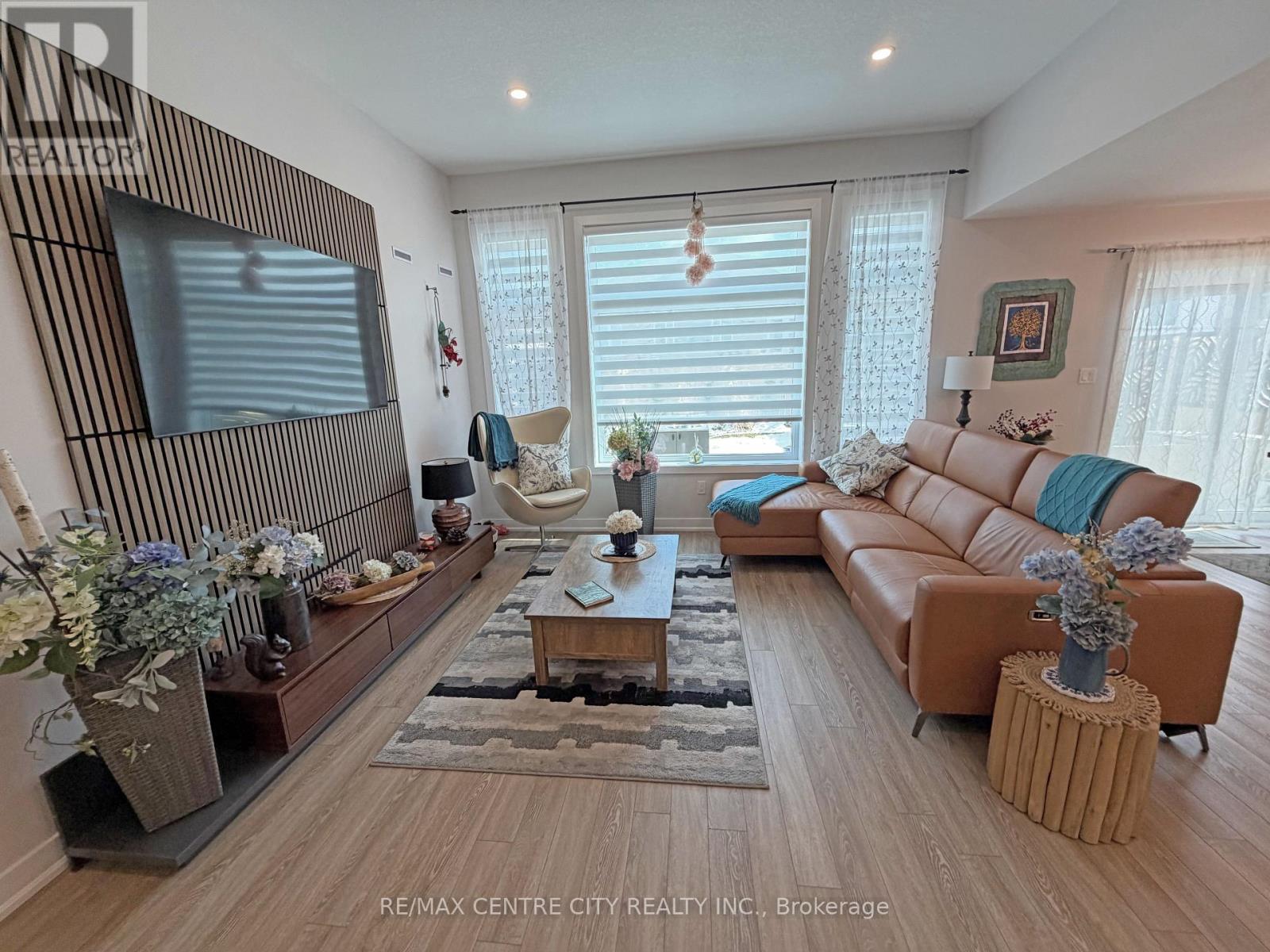 46 Snowy Owl Trail, Central Elgin, Ontario  N5R 0M6 - Photo 22 - X12827918