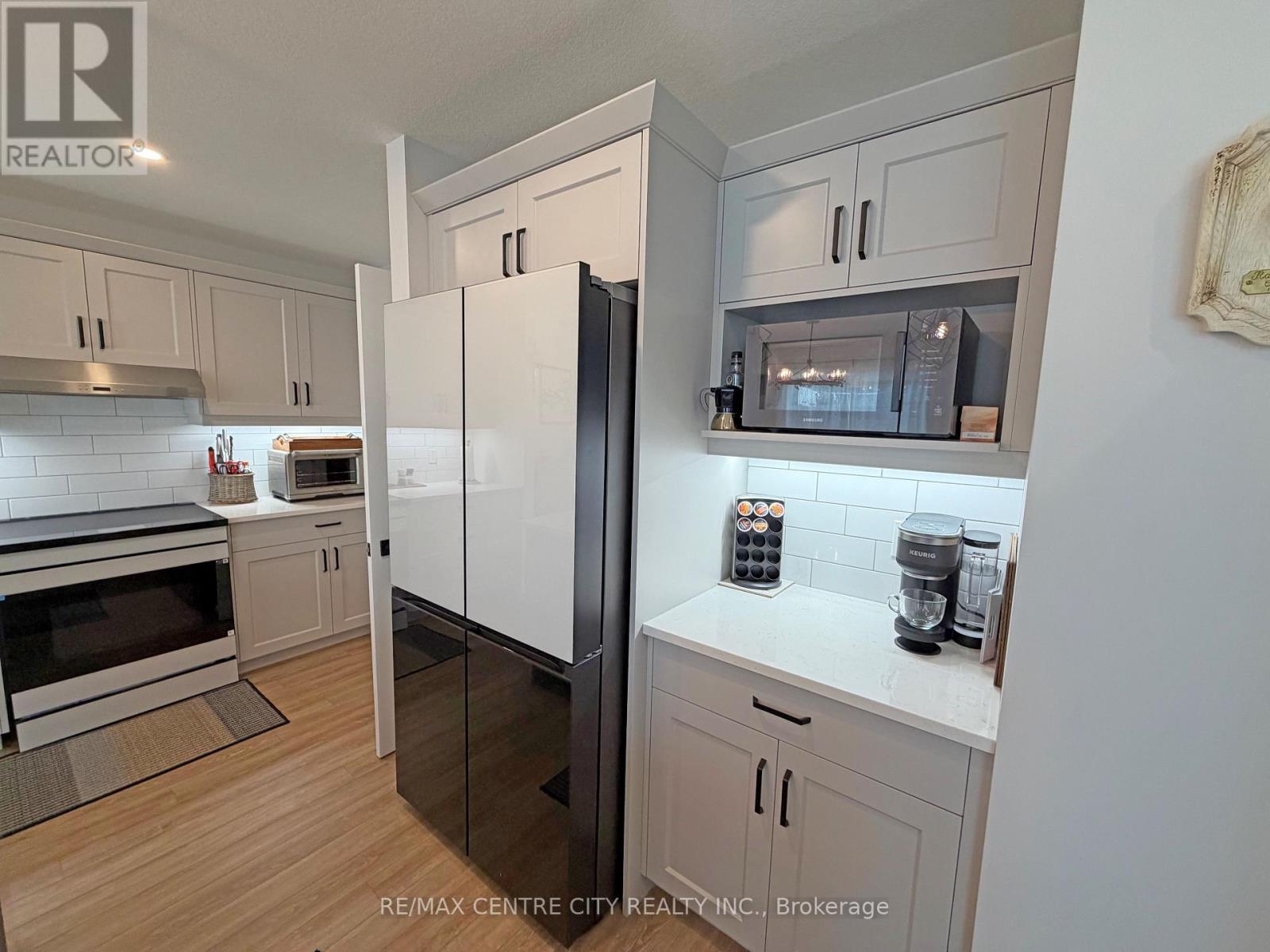 46 Snowy Owl Trail, Central Elgin, Ontario  N5R 0M6 - Photo 27 - X12827918