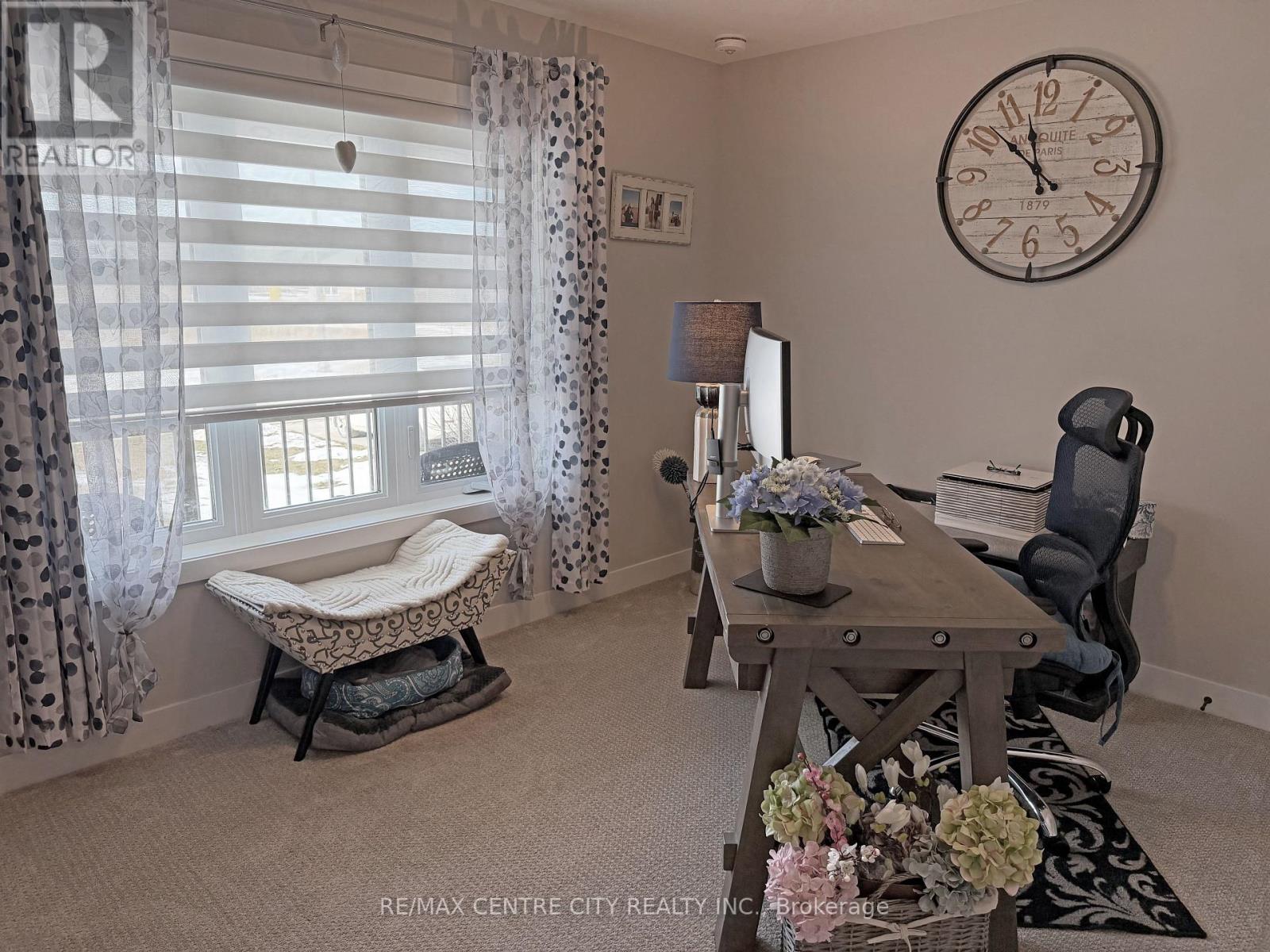 46 Snowy Owl Trail, Central Elgin, Ontario  N5R 0M6 - Photo 34 - X12827918